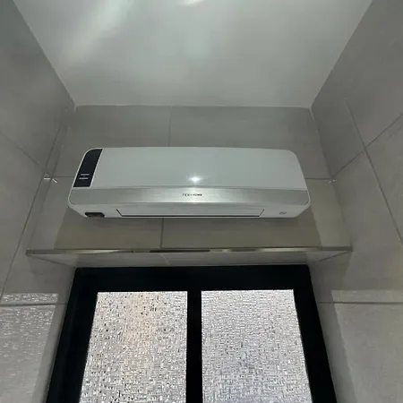 アパート Lola In *